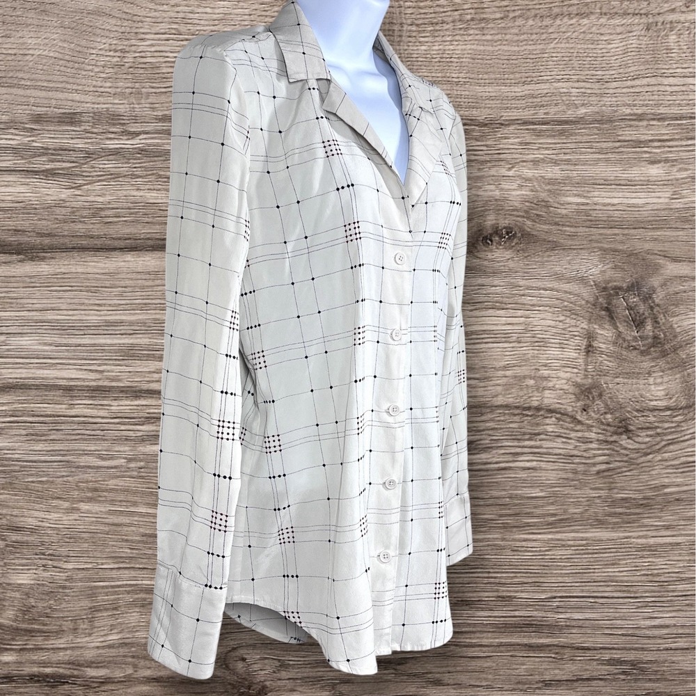 Equipment Femme 100% Silk Blouse Womens S Ivory Button Front Collared V-Neck - Picture 4 of 7